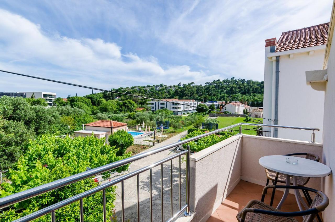 Apartment Mali Paradiso